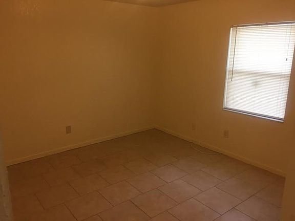 3rd image of 3537 16th Ave S