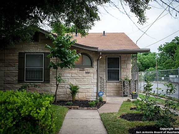 3rd image of 628 S Polaris St