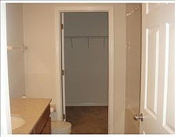 2nd image of 1918 Sweet Birch Ln