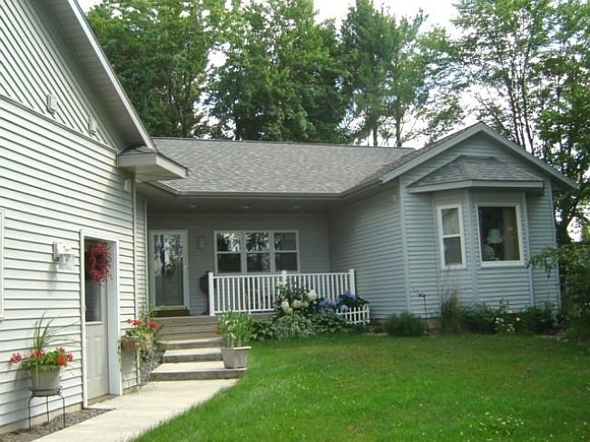 1st image of 3401 Hilltop Ave