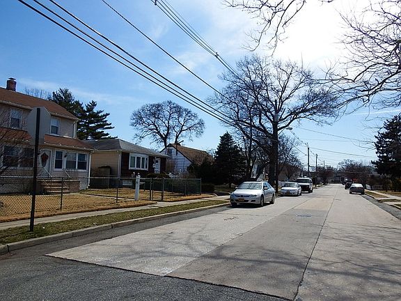 5th image of 31 Weberfield Ave