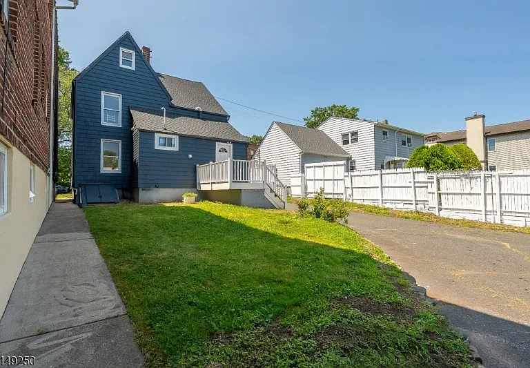 49 Caldwell Pl — Photo 28