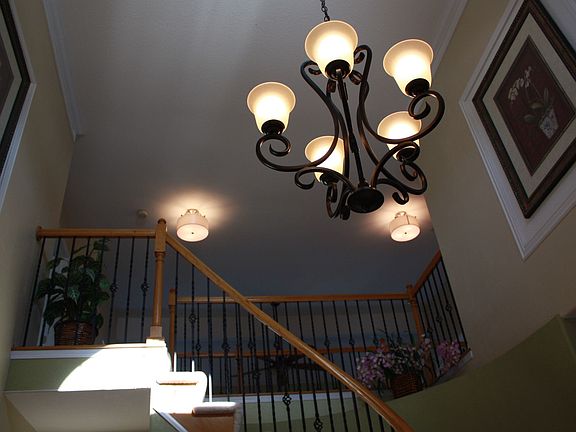 Foyer 4
