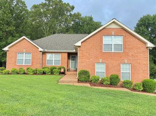 1022 Burnham Cir, Hendersonville, TN 37075