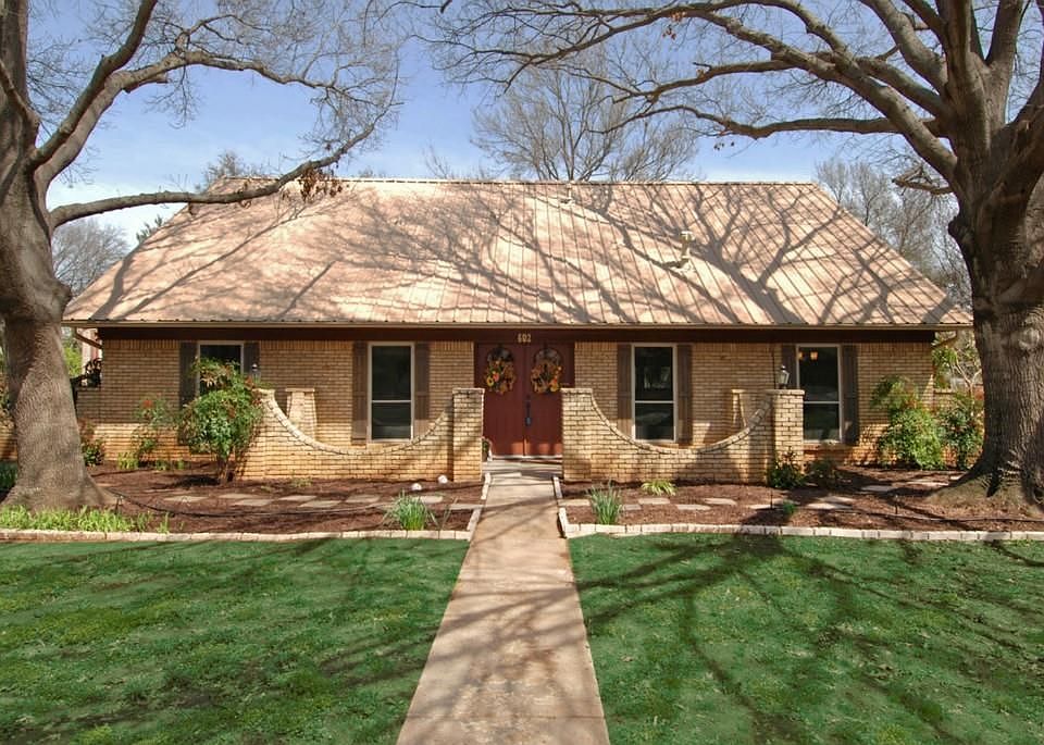 1st image of 602 Marcus Dr