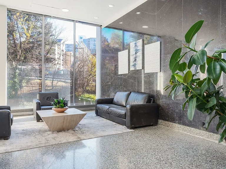 Building's Lounge