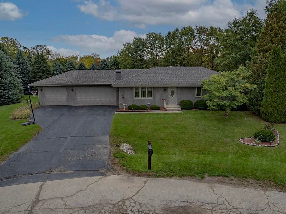 1st image of 9597 Sagewood Dr