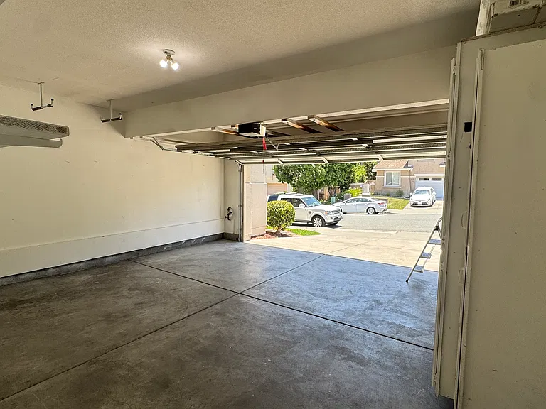 973 Yosemite Dr — Photo 70