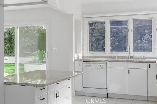 2382 Bay Farm Pl — Photo 16