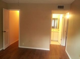 11721 Raintree Village Blvd APT C, Temple Terrace, FL 33617