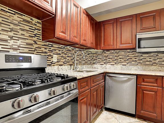 2nd image of 107-40 Queens Blvd #7BC