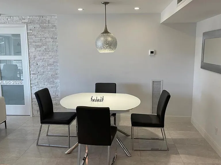 531 N Ocean Blvd #404 — Photo 4