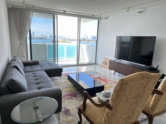 4th image of 1200 West Ave APT 1225