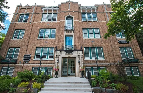 Yorkshire Apartments Photo 1