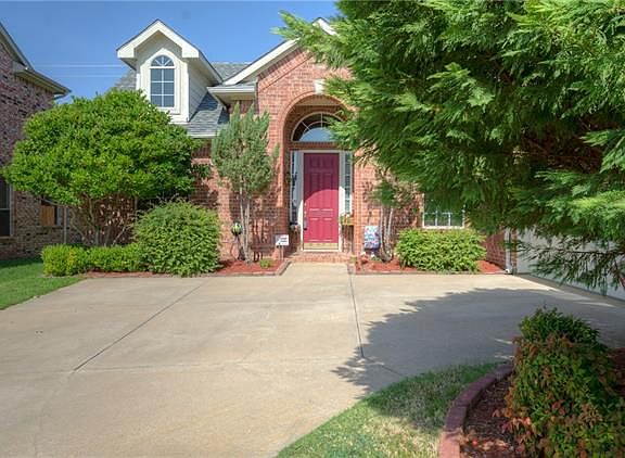 2nd image of 4241 Boxwood Dr
