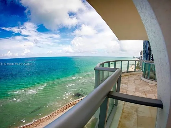 17315 Collins Ave #2302, North Miami Beach, FL 33160