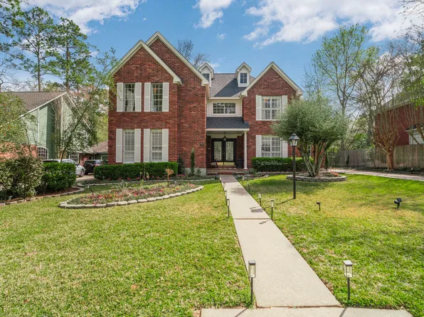 7 Golden Pl, Spring, TX 77381