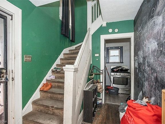 2nd image of 13407 3rd Ave