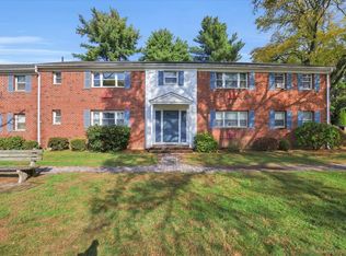 28 Colonial Dr APT D, Rocky Hill, CT 06067