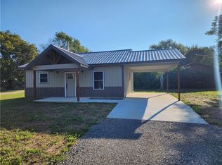 182 N Larmon St, Colcord, OK 74338