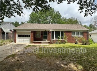 650 S Governeour Rd, Wichita, KS 67207