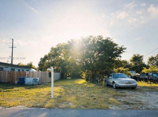 Para Villa Heights, Miami, FL 33147
