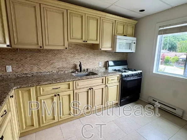285 Montauk Ave, New London, CT