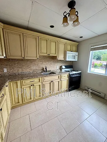 285 Montauk Ave #4 Photo 1