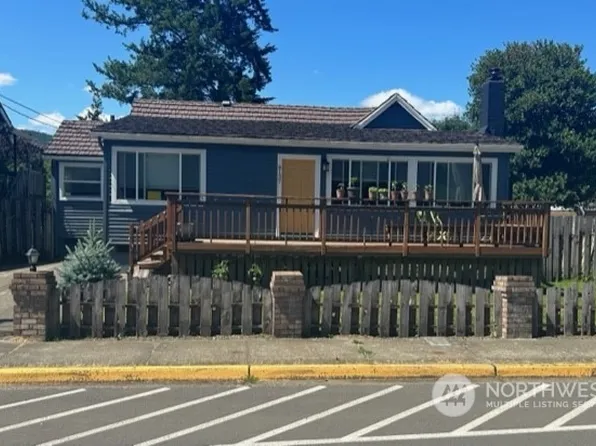 8137 Park Avenue SE, Snoqualmie, WA 98065