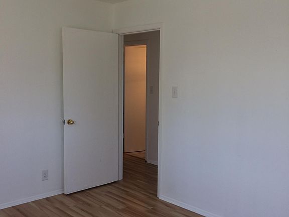 5th image of 8311 Hathaway Dr