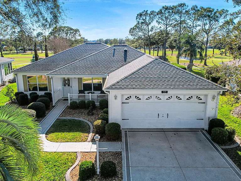 720 Camino Del Rey Dr — Photo 1