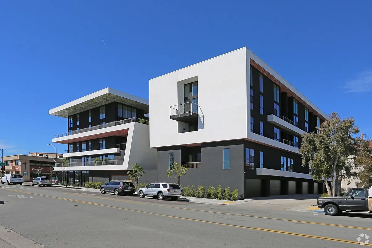 Building Photo - The Earnest