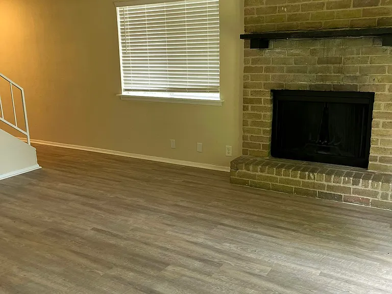 817 Betsy Ross Dr #A — Photo 10