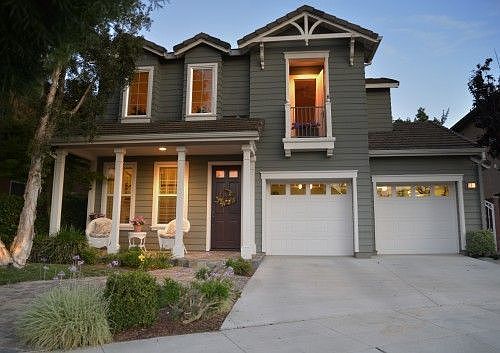 1st image of 6 Merriweather Pl
