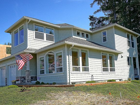 2nd image of 4230 SE Lee Ave