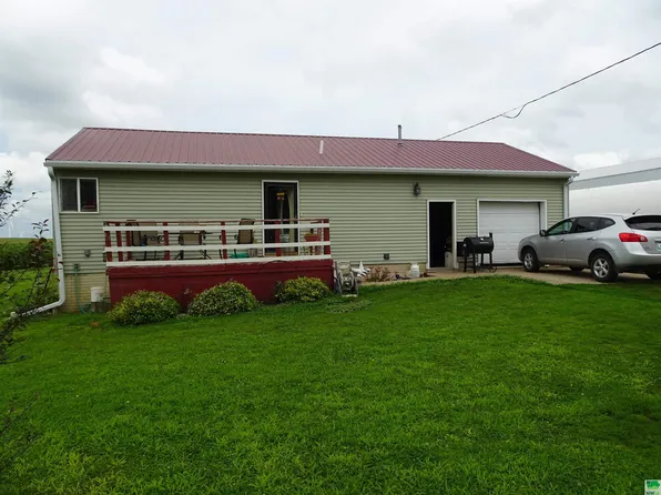 6118 433rd St, Primghar, IA 51245