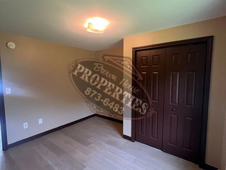 304 Norridgewock Rd — Photo 6
