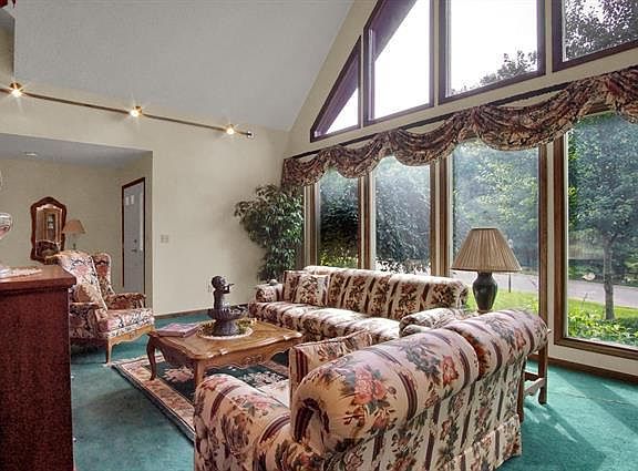 5th image of 46 Larkmoor Dr