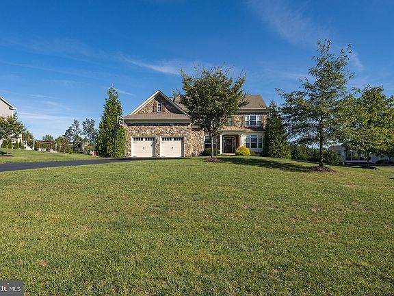 2nd image of 7357 Tucan Ct