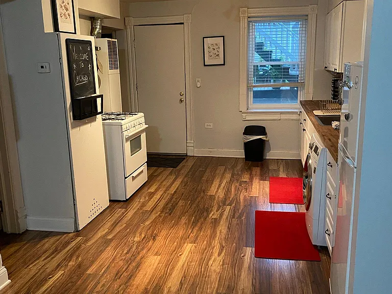 3127 N Kenmore Ave #G — Photo 4