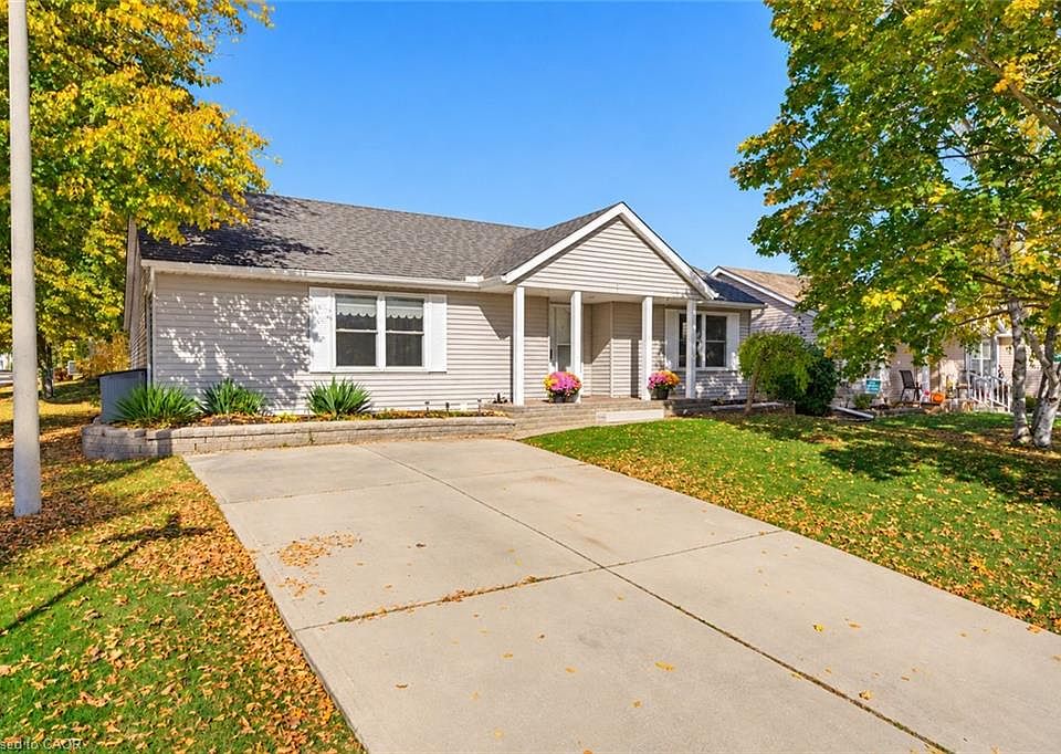 1st image of 1 Homestead Pl