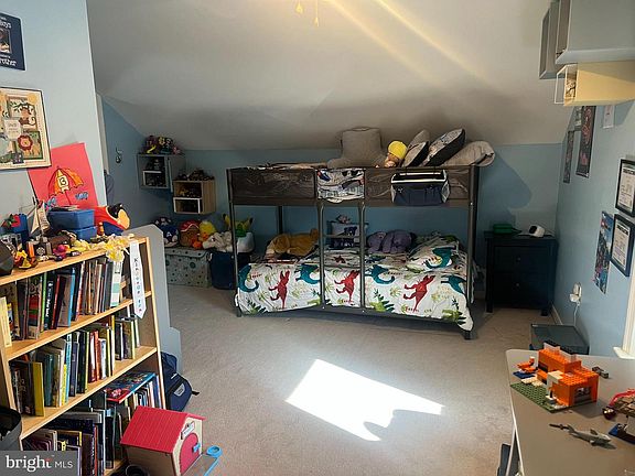 5th image of 47 S Lippincott Ave