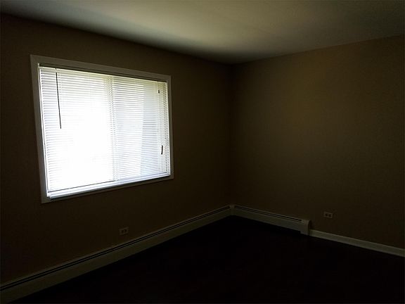 4th image of 1303 N Baldwin Ct Unit 3A