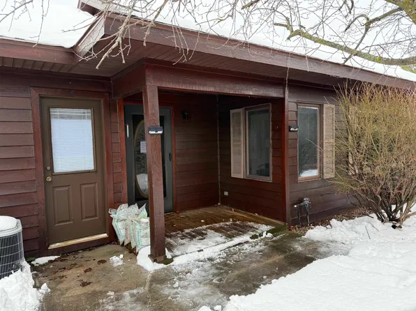 2154 Hammond Pl W, Traverse City, MI 49686