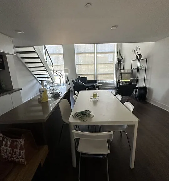 111 Saint Clair Ave W #902 — Photo 5