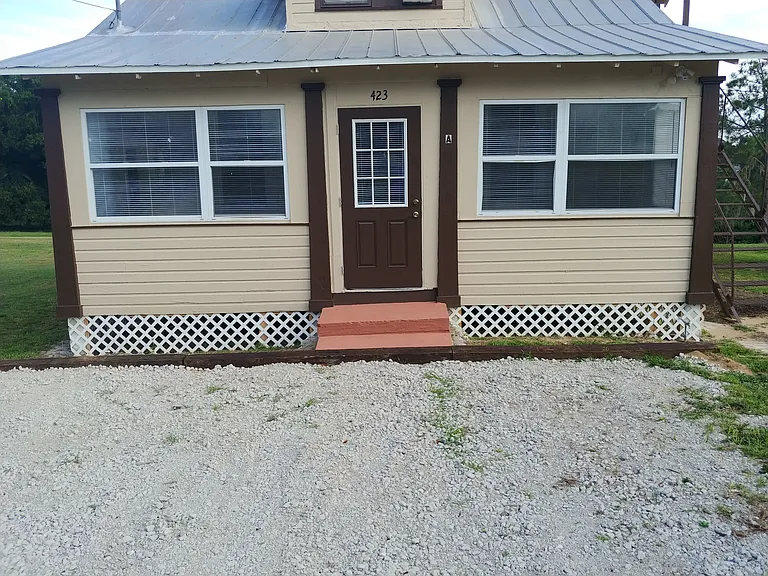 423 Main St #A — Photo 2