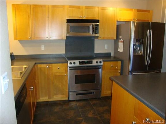 3rd image of 92-7175 Elele St APT 304