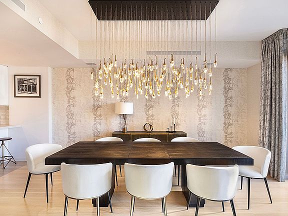 4th image of 210 W 77th St #12W