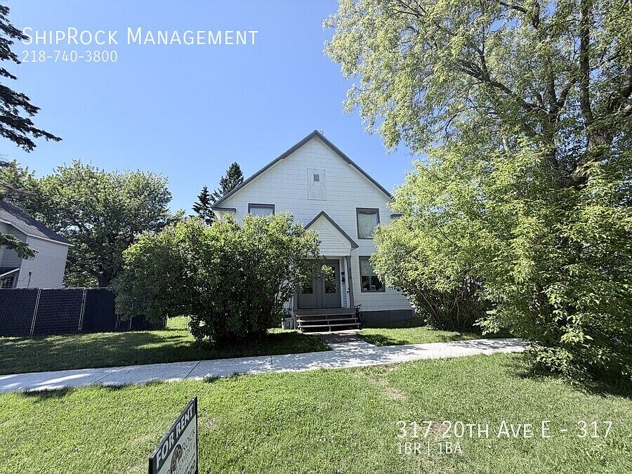 1st image of 317 20th Ave E #317
