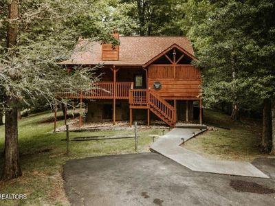 3653 Country Pines Way, Sevierville, TN, 37876